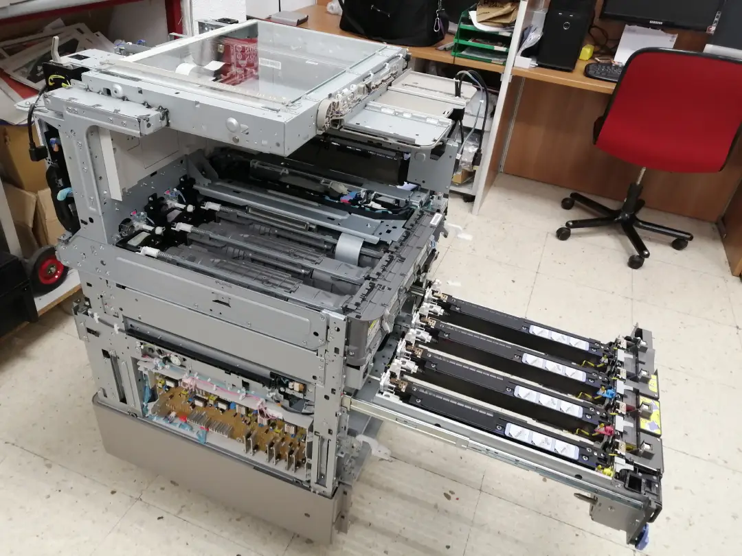 Proceso de reacondicionado de un impresora multifunción